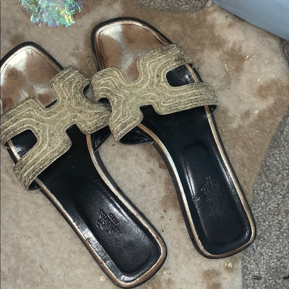 Hermès Beaded Sandals